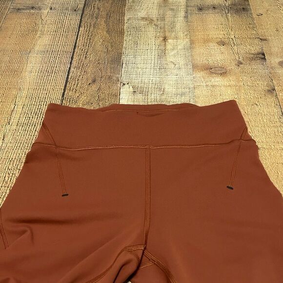 LULULEMON Everlux and Mesh High Rise Crop 23” - Picture 11 of 15